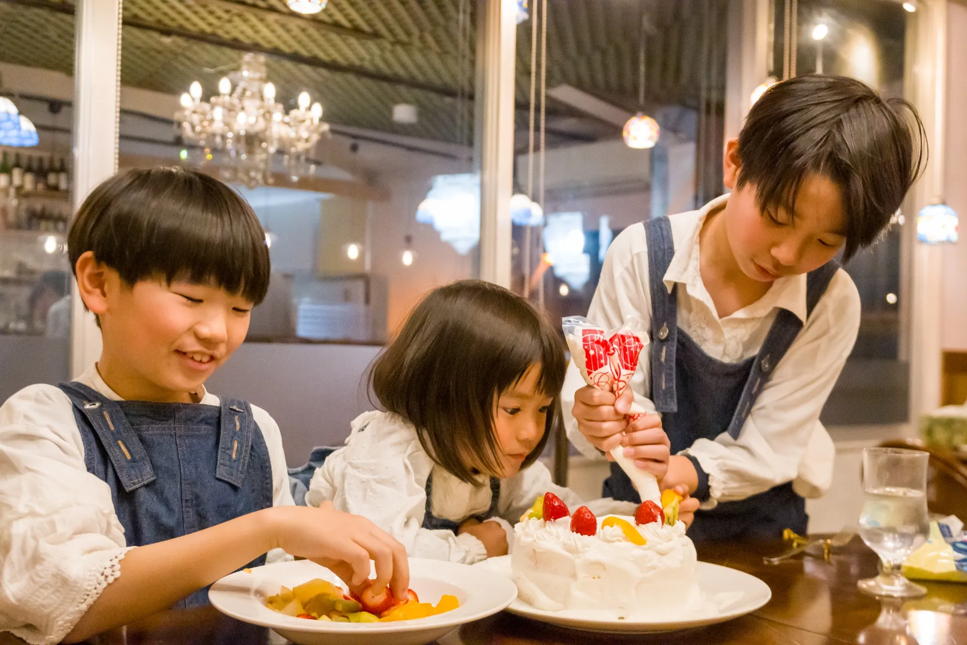 ケーキ作り体験